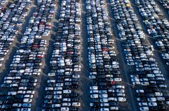 Leader Ue, avanti riesame norme su stop a benzina e diesel