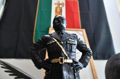 Oltre mille al raduno di Predappio, tornano i saluti romani Oltre mille al raduno di Predappio, tornano i saluti romani