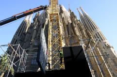 Spagna, la Sagrada Familia diventa la chiesa più alta del mondo Spagna, la Sagrada Familia diventa la chiesa più alta del mondo