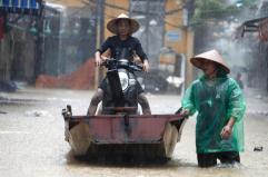 Vietnam, sale a 35 bilancio delle vittime dell'alluvione