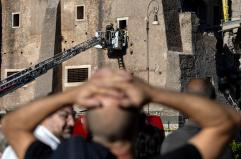 Meloni,seguo con apprensione soccorsi a Roma, vicina all'operaio