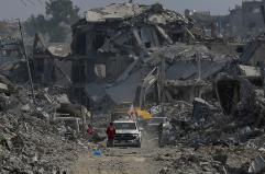 Media, identificati corpi di 3 soldati restituiti da Hamas