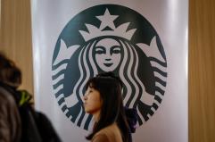 Starbucks cede il controllo della filiale cinese per 4 miliardi