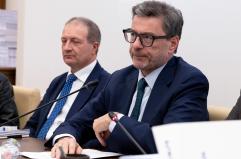 Giorgetti, 'su manovra massacrati da chi può farlo'