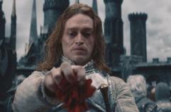 Dracula svetta al box office e scalza Milani, Predator terzo