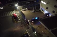 Ostia, punto vendita di droga attivo 24 ore su 24: 12 arresti