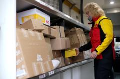 In manovra ipotesi tassa su piccoli pacchi extra Ue