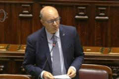 Femminicidi, Valditara difende il Ddl: "Dette falsita', vergogna". Ed e' bagarre