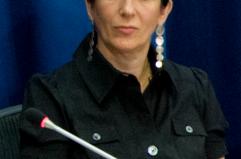 'Rivelarono email di Maxwell', silurati impiegati di un carcere