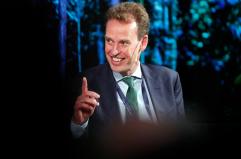 Elderson (Bce), benefici da fusioni fra banche europee