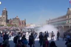 In scontri GenZ a Citta' del Messico 120 feriti e 20 arresti