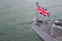 Royal Navy segue nave spia russa vicino ad acque Gb