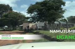 Uganda, il medico che lotta contro le gravidanze precoci