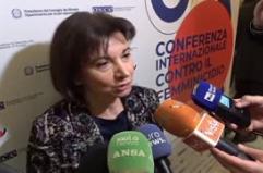 Roccella: "Non c'e' legame tra educazione sessuale e calo delle violenze"