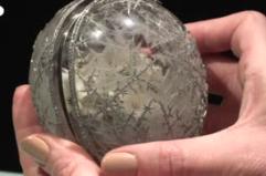 All'asta "The winter egg", l'uovo di Faberge'. Vendita stimata per 20 milioni di sterline