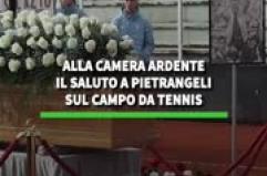 Il saluto a Pietrangeli sul campo del Foro Italico