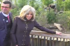 Cina, la First Lady francese visita l'allevamento di panda giganti