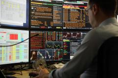 Lo spread tra Btp e Bund chiude in rialzo a 70 punti