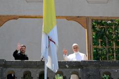 Zelensky domani mattina da papa Leone a Castel Gandolfo