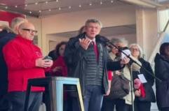 Firenze, Landini: "Vero obiettivo della manovra' e' il riarmo"