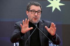 Salvini, liberi di usare i contanti, non siamo in Venezuela