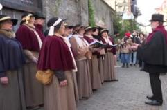 Il festival di Dickens porta lo spirito natalizio in una cittadina olandese