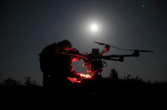 Media, droni ucraini colpiscono una raffineria in Russia