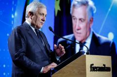 Tajani, 'il partito &egrave; aperto, i Berlusconi li sento tutti i giorni'