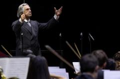 Riccardo Muti e l'Orchestra giovanile Cherubini in tour in Italia