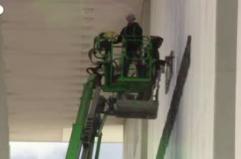 Washington, il Kennedy Center ha gia' aggiunto il nome di Trump all'insegna esterna