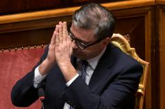 Il governo pone la fiducia sulla manovra