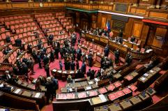 Via libera del Senato alla manovra, passa alla Camera