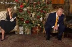 Trump a un bimbo: "Controlliamo che Babbo Natale sia buono e non un infiltrato"