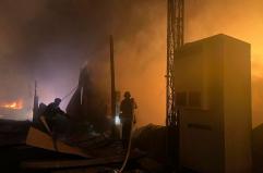 Allarme aereo in tutta l'Ucraina, 'potenti esplosioni a Kiev'