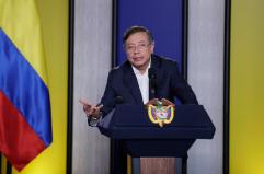 Il presidente colombiano riorganizza i vertici militari in vista del 2026