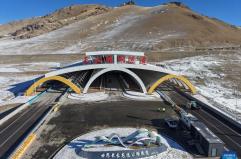 Aperto in Cina lo Tianshan Shengli, tunnel stradale 'pi&ugrave; lungo del mondo'