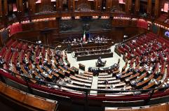 S&igrave; della Camera alla fiducia sulla manovra