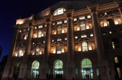Borsa: Milano chiude in ribasso, -0,38%