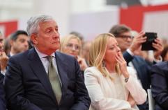 Tajani, su Crans-Montana in costante contatto con Meloni