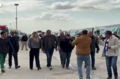 Angelina Jolie visita il valico di Rafah in Egitto, al confine con Gaza