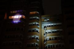 Kiev, 'la capitale senza luce e acqua, 20 palazzi colpiti'