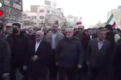 Migliaia a Teheran manifestano per la Repubblica islamica