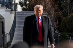 Trump partecipa ad una riunione sull'Iran, 'agir&ograve; di conseguenza