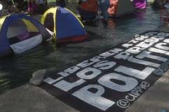 Venezuela, le famiglie dei detenuti politici accampate fuori dal carcere di Rodeo