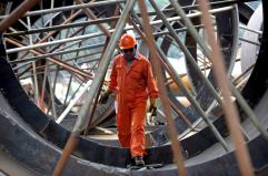 Istat, produzione industriale a novembre +1,5% sul mese