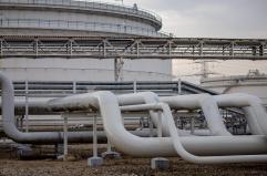 Petrolio ancora in calo Wti a 59,01 dollari al barile