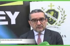 Ey e l'Istituto Santa Maria di Roma sperimentano l'IA in classe