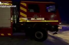 Attacco russo nella regione di Odessa, i soccorritori in azione