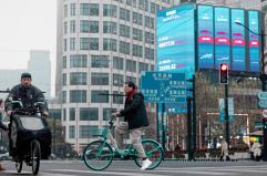 Borsa: Shanghai apre a -0,27%, Shenzhen a -0,34%