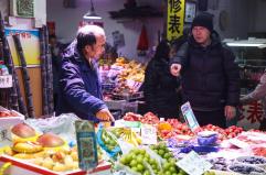Cina, vendite al dettaglio di dicembre a +0,9%, ai minimi da tre anni